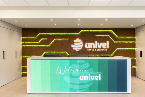 Univel
